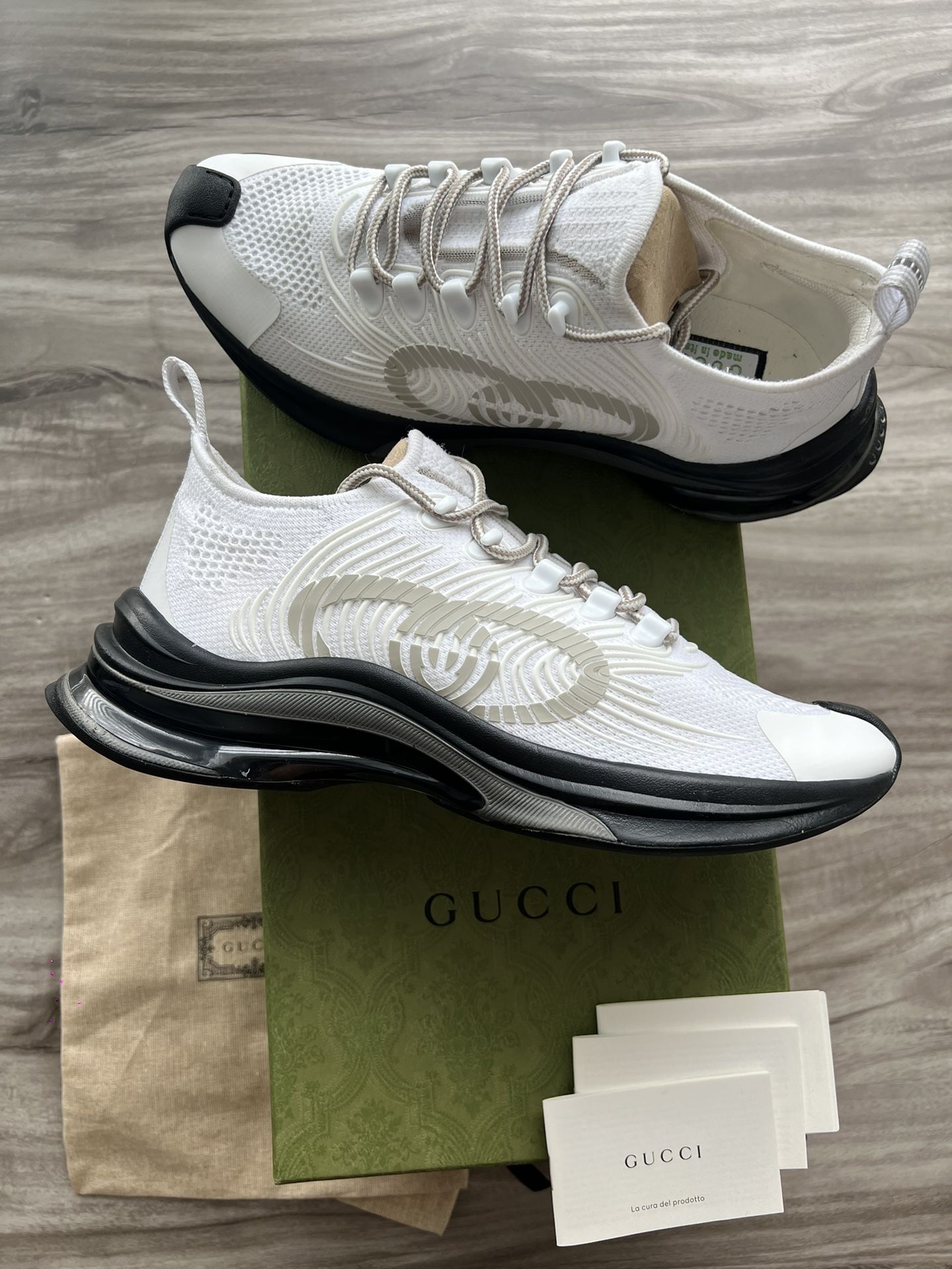 GUCCI Runner Sneaker WORN ONCE Size 8.5 Men’s/ 10 Women’s (EU 40.5)