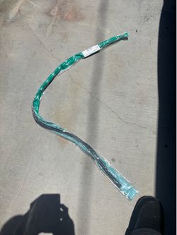 2000-2005 4Runner windshield rubber water seal upper