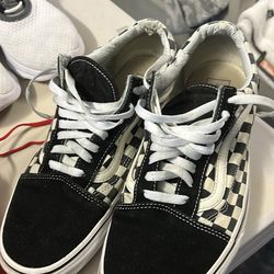 Used shoes sizes 9-12