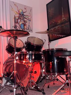 TAMA Imperialstar 5-Piece Complete Drum Set Black