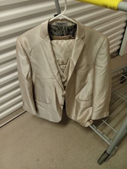 Italian Tailor Made Three Piece Cream Suit