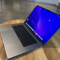Late. 2023. MacBook Pro. 16 Inch.  M2 Max —96gb. Ram —-8 TB Ssd 
