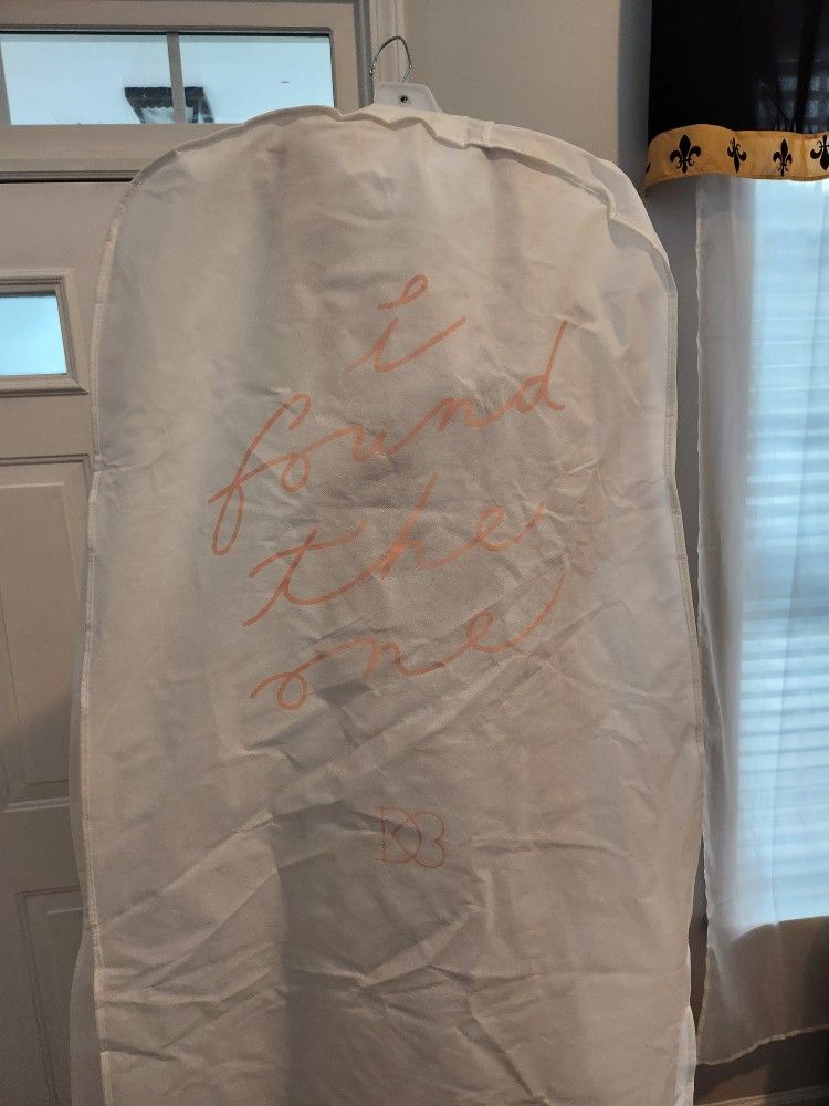 Brand New/Never Worn Bridal Dress, Size 14