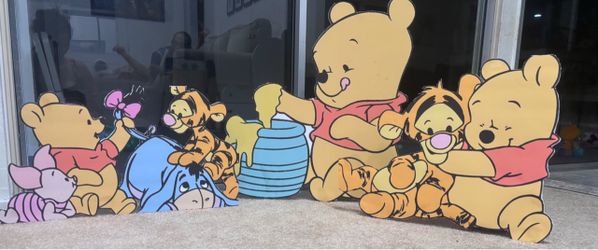 Winnie the Pooh Character Cutout Set