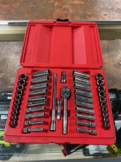VINTAGE SNAP-ON SOCKET SET