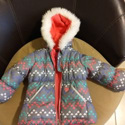 Girls Jacket Size 4  Perfect Conditions 10 dlls  ** Pick Up In La Joya Texas* 