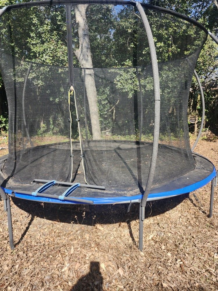 12 Foot Trampoline Local Pick Up