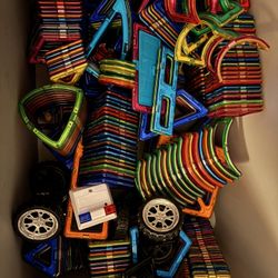 Magnetites / Magformers