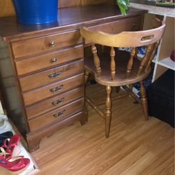 Vintage Desk - Must Go 