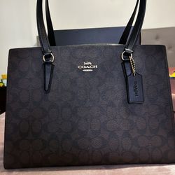 👜 Coach Signature City Tote – Brown Monogram w/ Black Trim