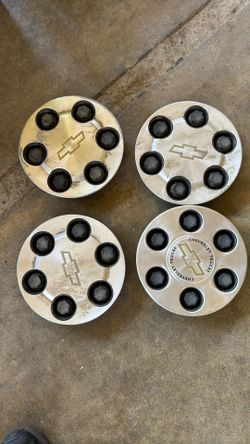Chevy 6 Lug Center Caps