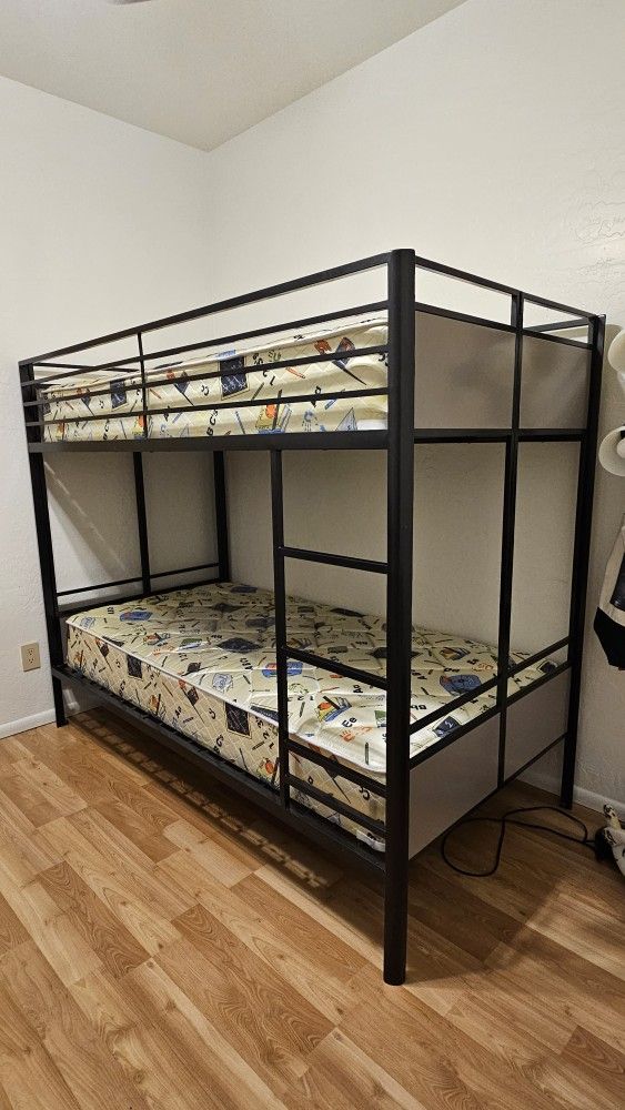 Bunk Beds Twin SIZE Mattress Great Condition