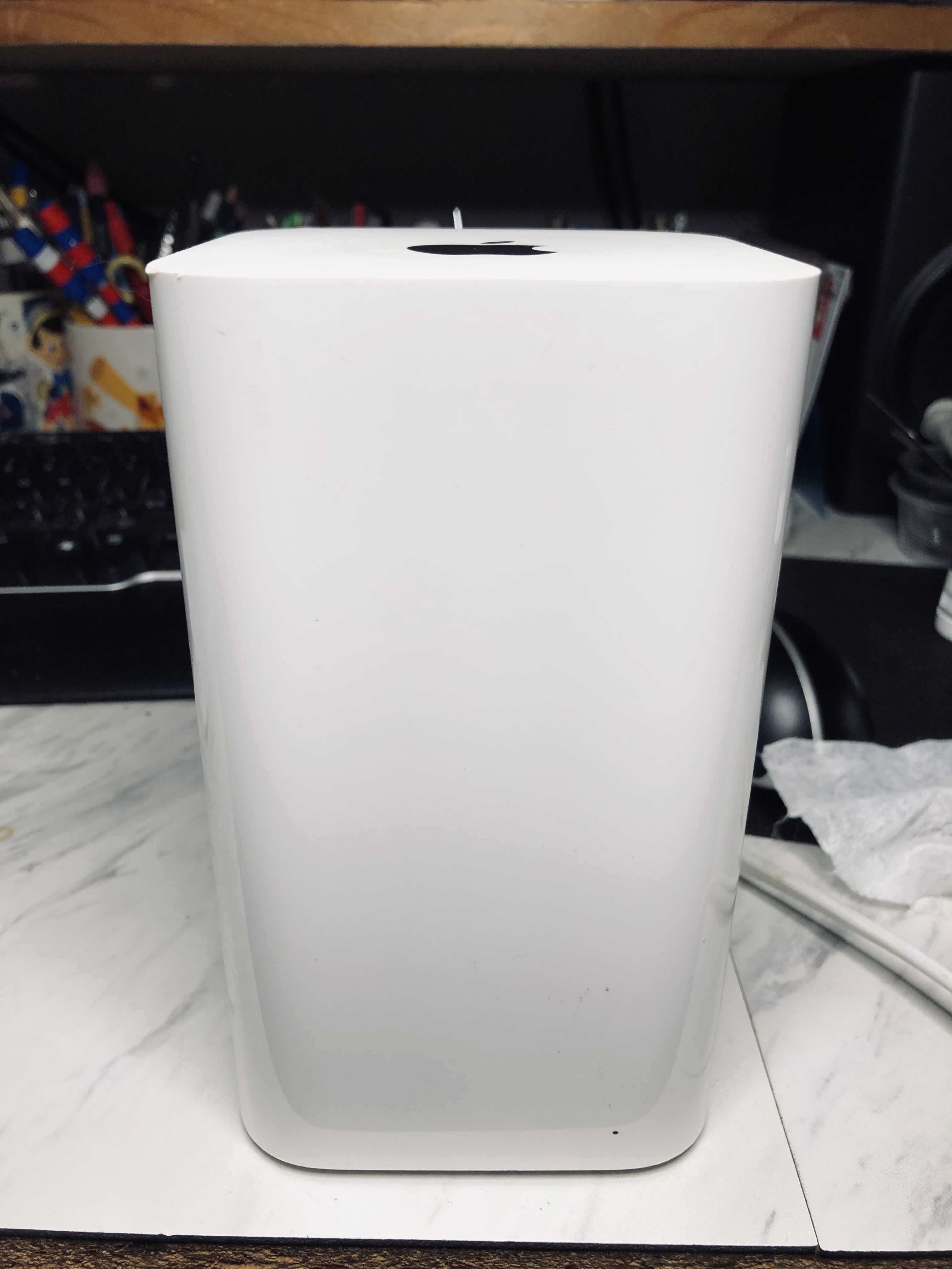 Apple A1521 AirPort Extreme Base Station Wireless Router (6th Gen)