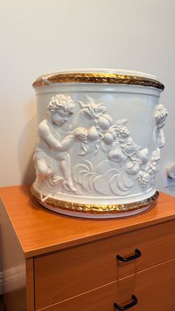 Neoclassical Decorative Planter