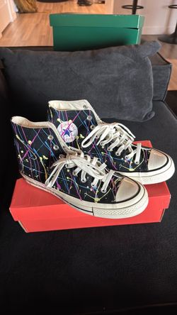 Men’s Converse Chucks Black/ hyper-magenta/ EGRET  (size 8.5)