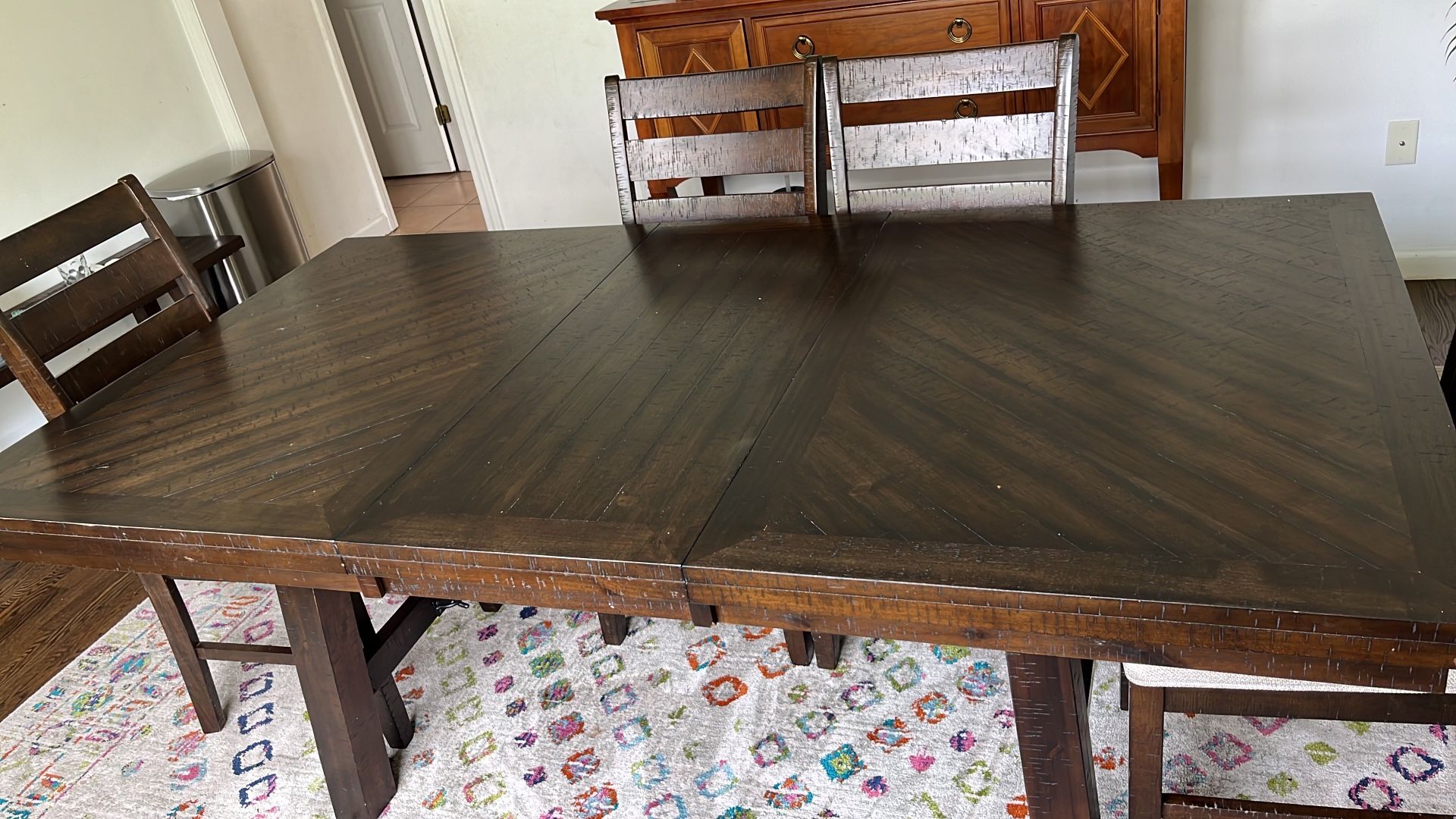 Dining Table- 7 Seater Table And Chairs