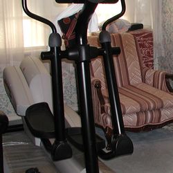 Life Fitness Cross Trainer 5500 HR