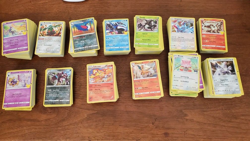 1000 Holo & Reverse Holo Pokemon Cards
