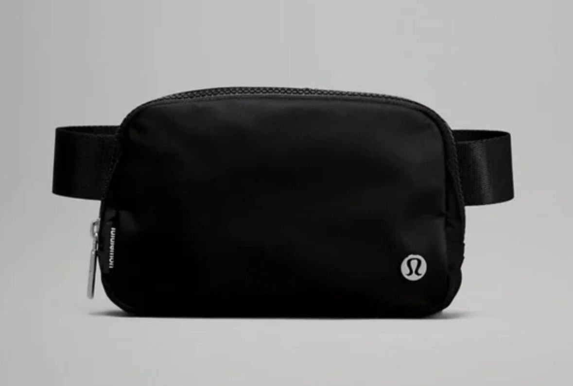 Lululemon everywhere Belt Bag