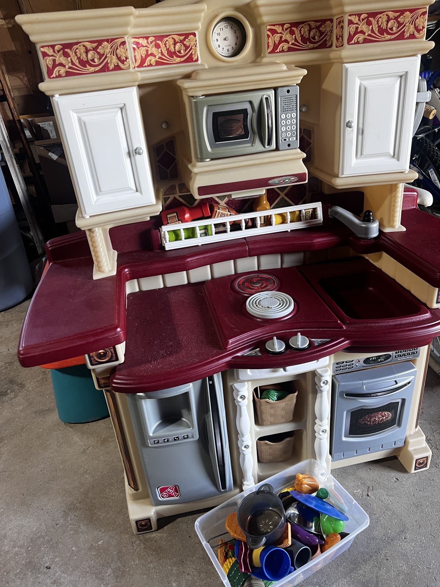 Step 2 Kitchen