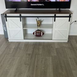 65 Inch TV Stand