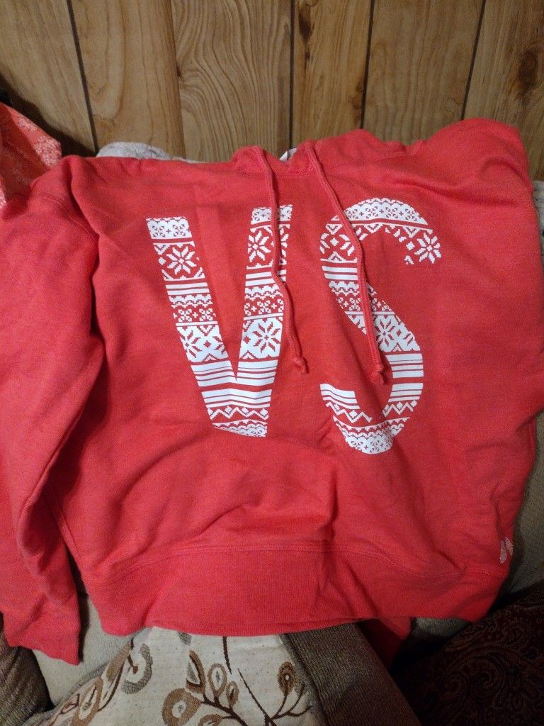 Women's Sweatshirt Size Medium 