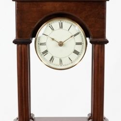 BOMBAY COMPANY MANTLE CLOCK STAINED MAHOGANY WOOD made In Taiwan