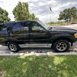 2003 Ford Explorer
