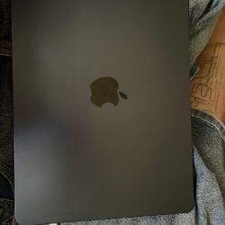 BRAND NEW APPLE MACBOOK Air 13” M3 