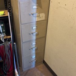 4 Drawer Filing Cabinet 
