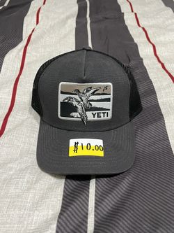 YETI Duck Patch Trucker Hat – Gray Mesh Snapback