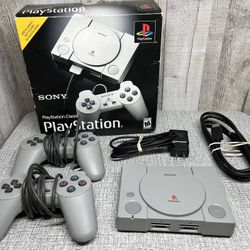 Sony PlayStation Classic SCPH-1000R 20 Classic Games Preloaded Video Game