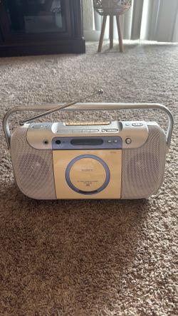 Sony CFD-E100