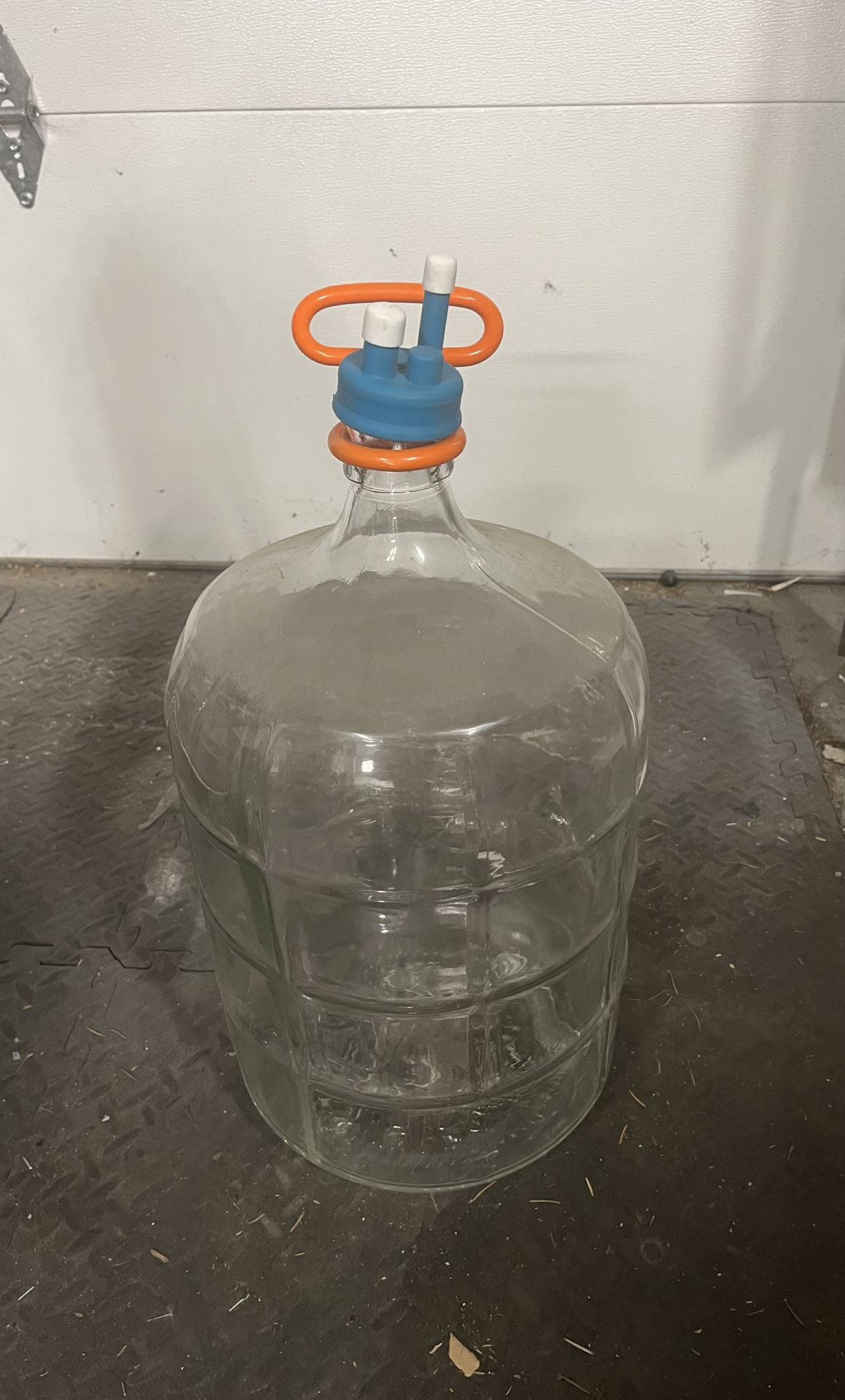 5 Gallon Glass Carboy With Carrier And Cap