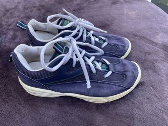 2 pairs of vintage Pro Wing shoes