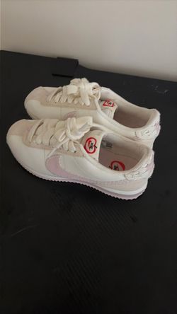 Coquette Cortez