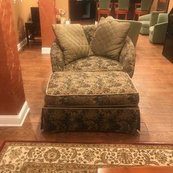 Floral Chair With Ottoman