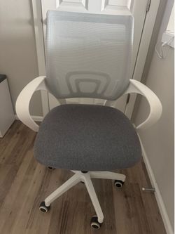 Office/ Desk chair