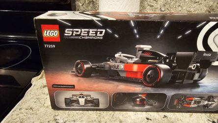 Lego champion car
