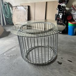 BRAND NEW ROUND GLASS DINING TABLE