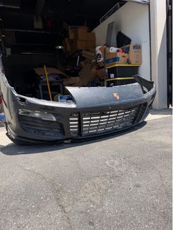 957 Porsche Cayenne Turbo GTS bumper assembly