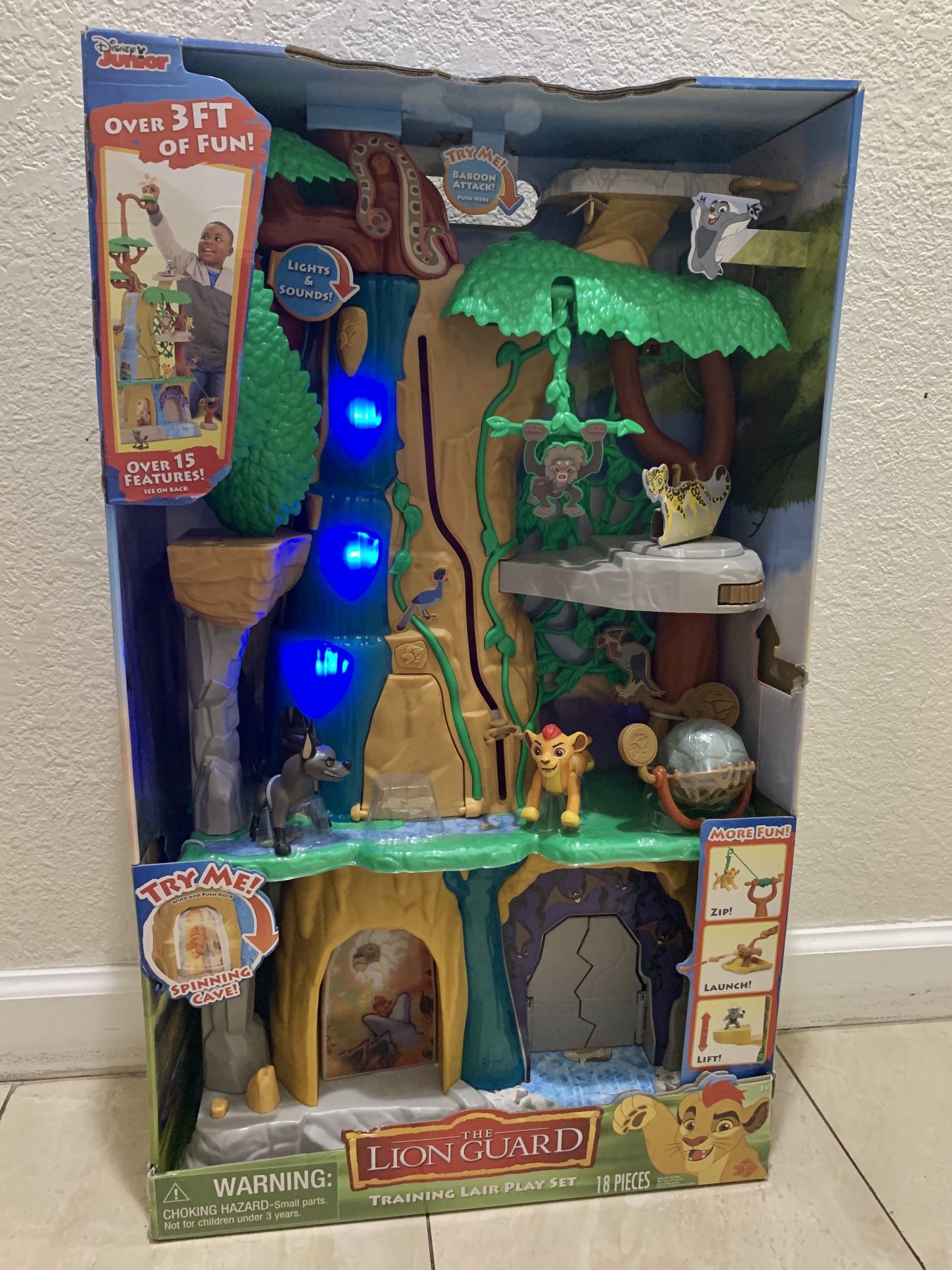 Disney Junior Lion Guard Play Set 3ft Tall