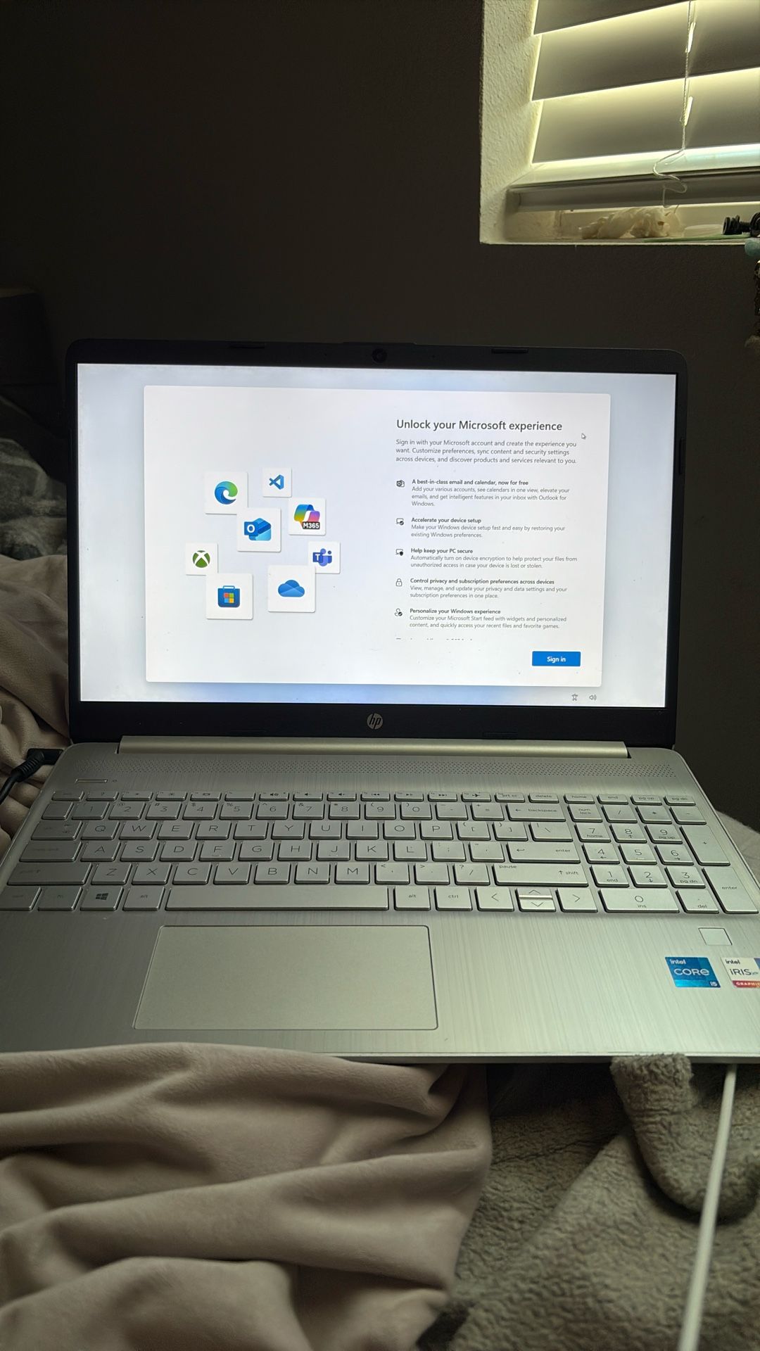 HP Laptop i5-1135G7