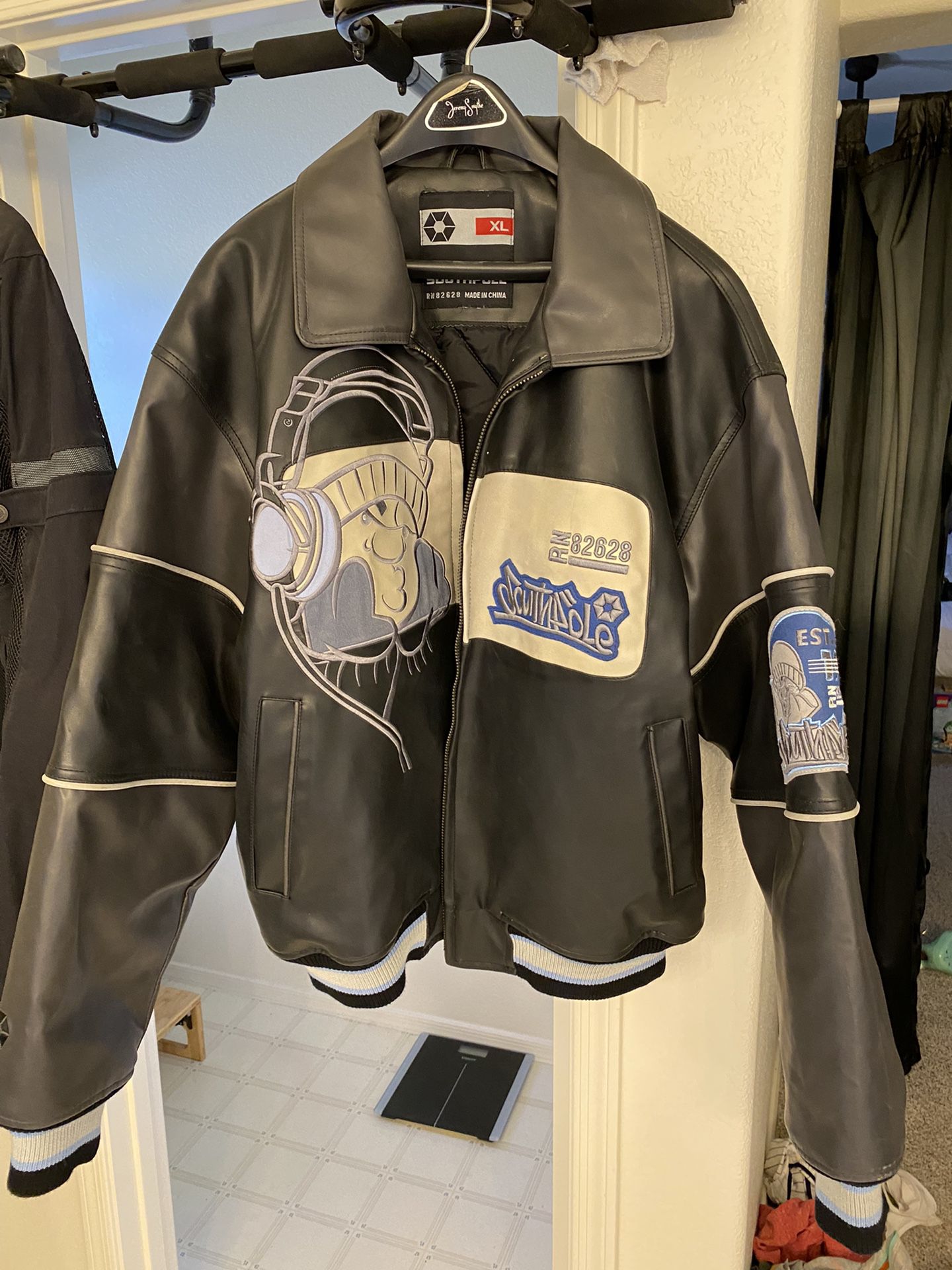 Vintage Southpole Leather Jacket for Sale in Mesa, AZ - OfferUp