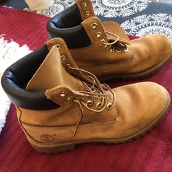 Men’s Timberland Tims Size 7.5 Good Condition! 
