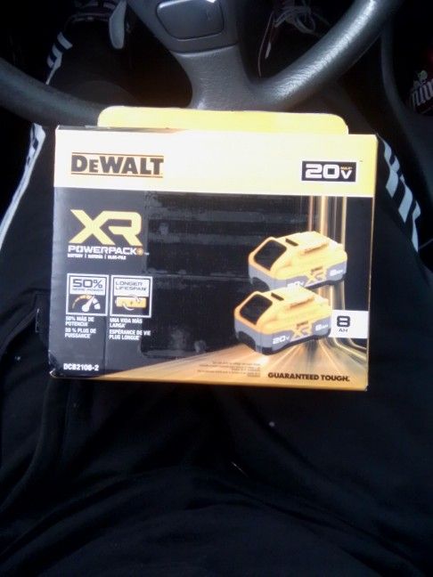 2 DeWalt 8AH XR power stack batteries