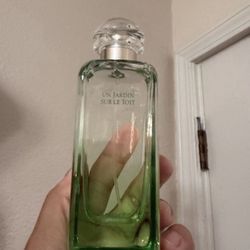 Hermes Cologne/Perfume UNISEX description Below NO BOX (got It As Gift, Idk Where Box Went) 