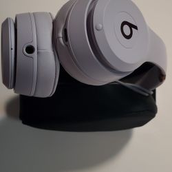Beats Solo 4