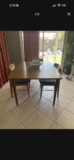 MCM Table