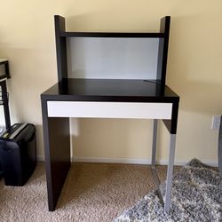 IKEA Micke Desk